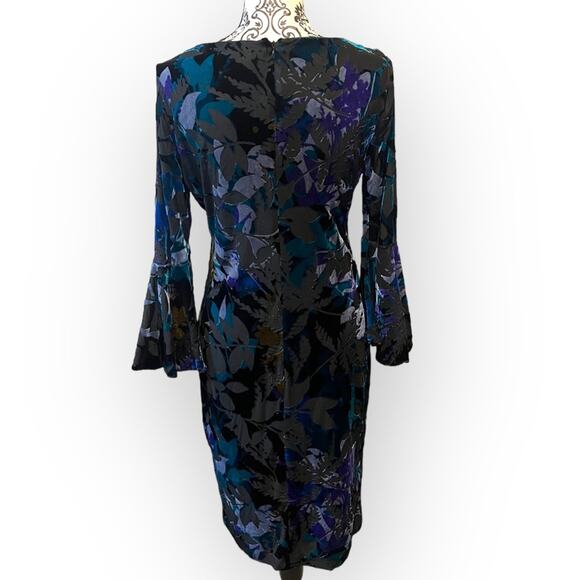 Calvin Klein Velvet Burnout Bodycon Bell Sleeve Dress size 6 - Picture 2 of 12